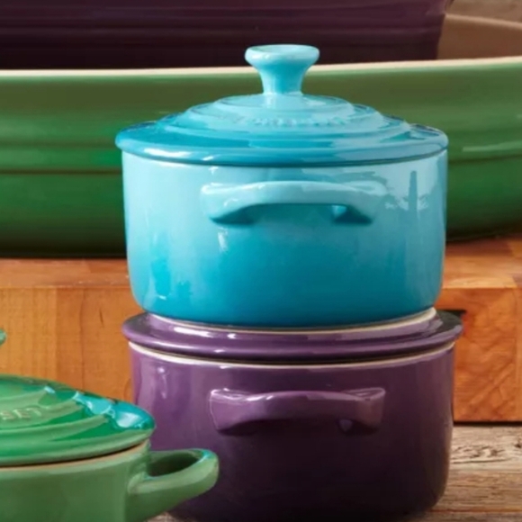 $Le Creuset Signature Petite Cocotte, 8 oz.Retail Price $31.95US,Color Ca… - Picture 2 of 15